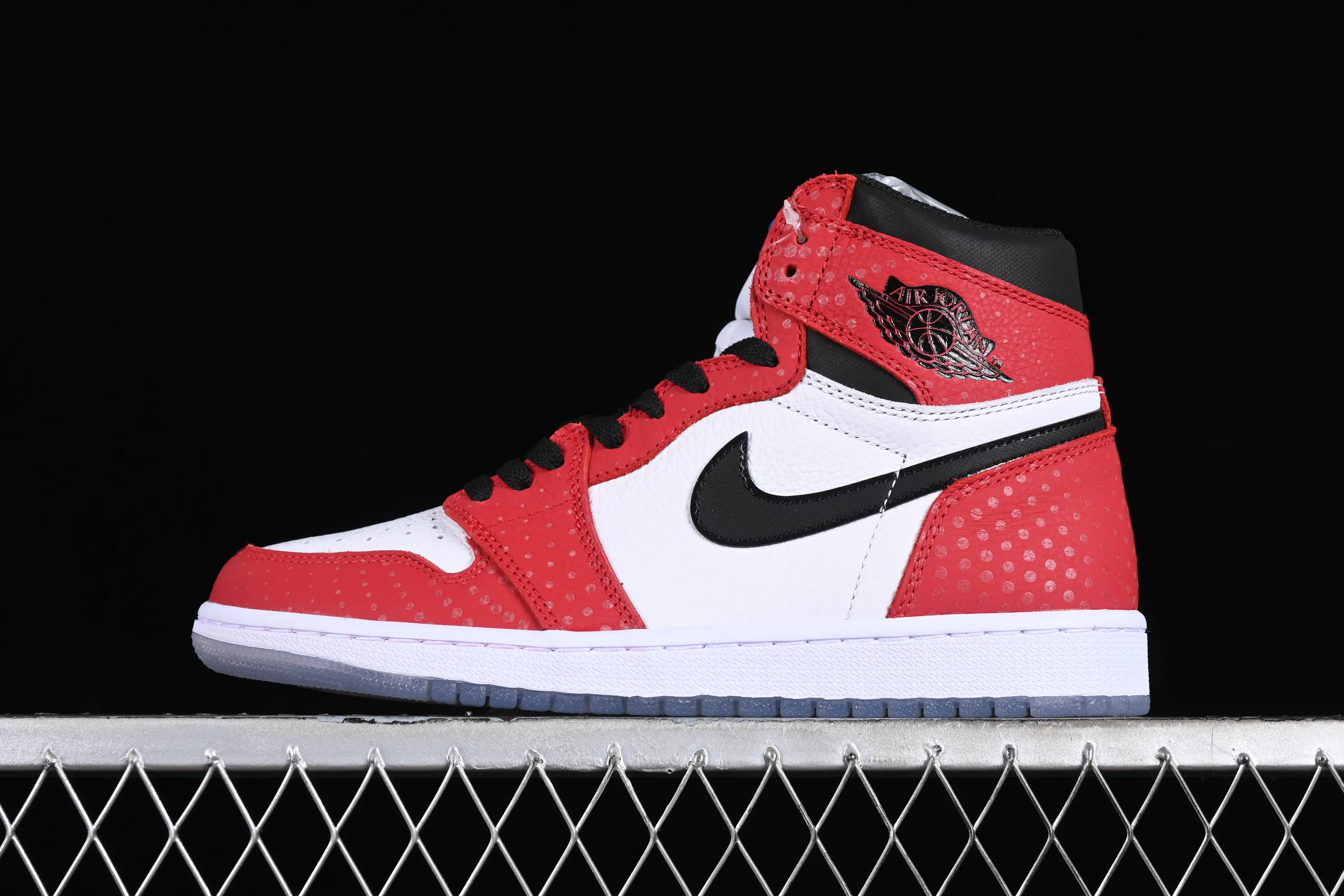 All categories Air Jordan Jordan series basketball shoes Air Jordan 1 High Air Jordan 1 Retro High "Chicago Crystal" AJ1 Joe 1 New Chicago Spider-Man 555088-602